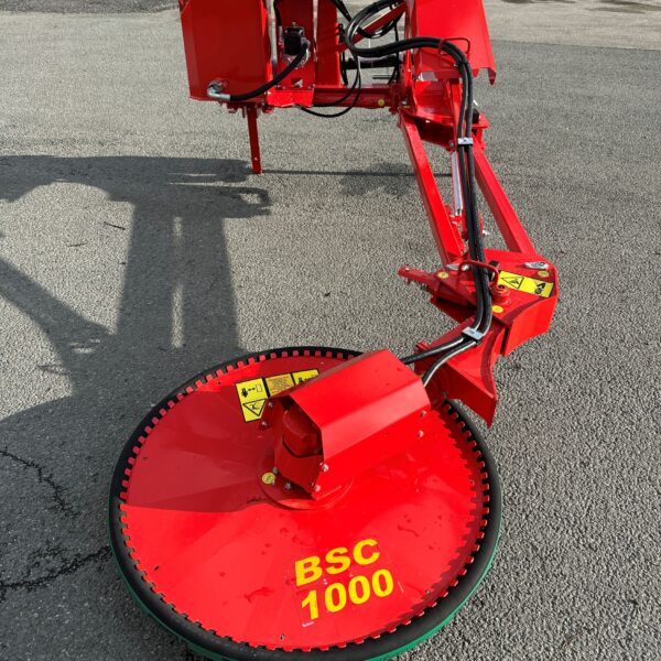 Disque de coupe escamotable à 2 lames du broyeur sous clôture GYRAX BSC