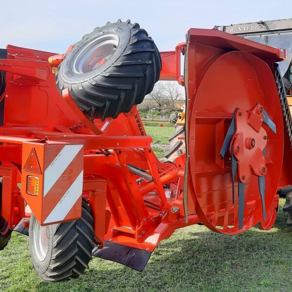 Détail des rotors et lames du broyeur multirotor HD1 Gyrax pour résidus de récolte