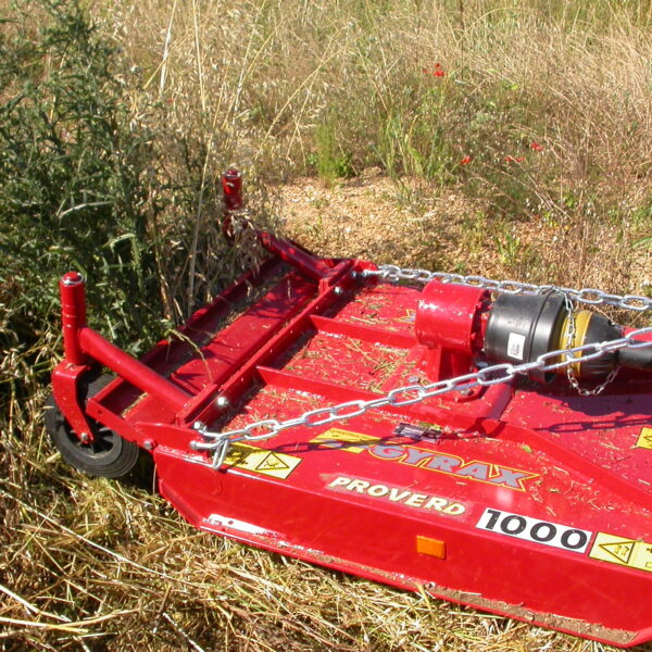 Gamme PROVERD GYRAX : broyeur-tondeuse sur roues avec volet arrière mobile, destiné au hachage et à la dispersion de l’herbe.