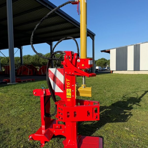 Fendeur de bûches pour tracteur attelé en 3 points, usage agricole et forestier