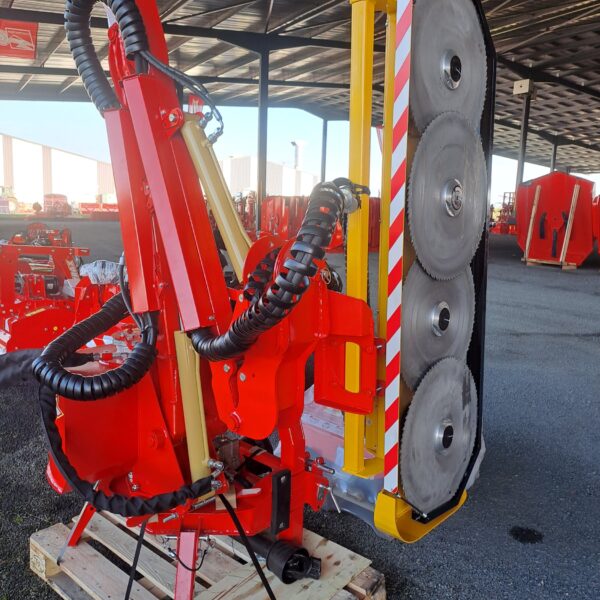 Option lamier 4 disques sur les épareuses 830